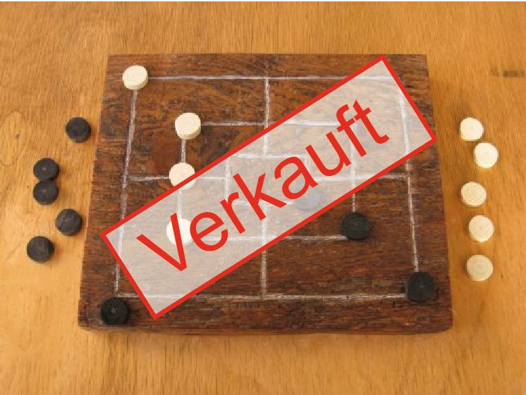 historisches-replikat-mittelalter-brettspiel-muehle-300-jähriges-holz-kaufen
